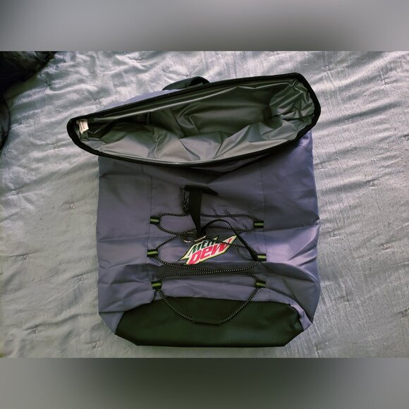 Mountain Dew Rolltop Cooler Backpack (Gray/Green) - NWOT - Picture 3 of 6
